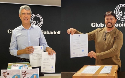 Martí i Ortiz, entregant els avals | Cedides